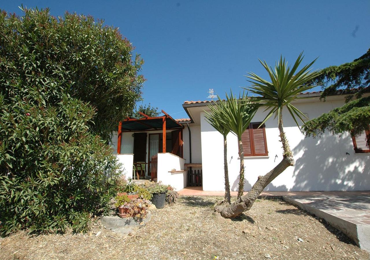 Casa Katia, Giuliana & Nami Villa Lacona Bagian luar foto