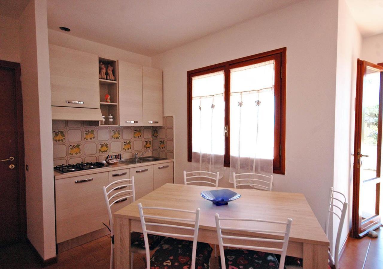 Casa Katia, Giuliana & Nami Villa Lacona Bagian luar foto