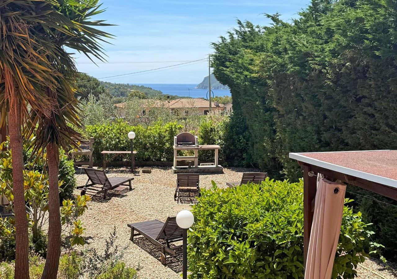 Casa Katia, Giuliana & Nami Villa Lacona Bagian luar foto